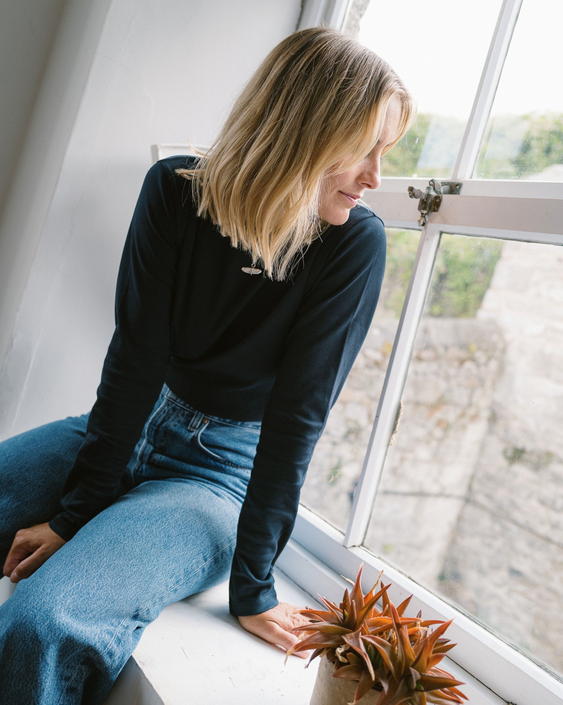 soft_navy_organic_cotton_long_sleeve_t-shirt