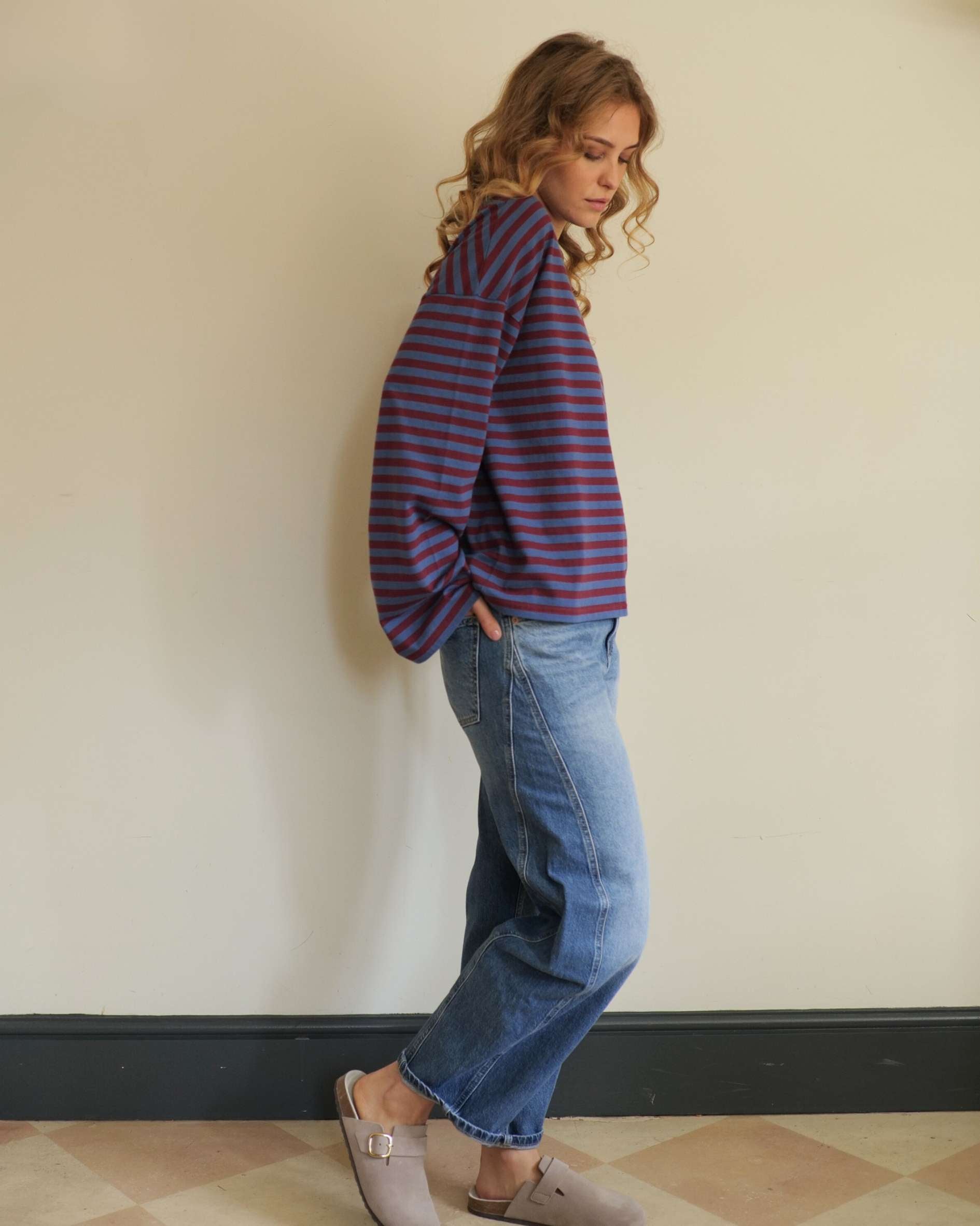 stripe tee and jeans outfit