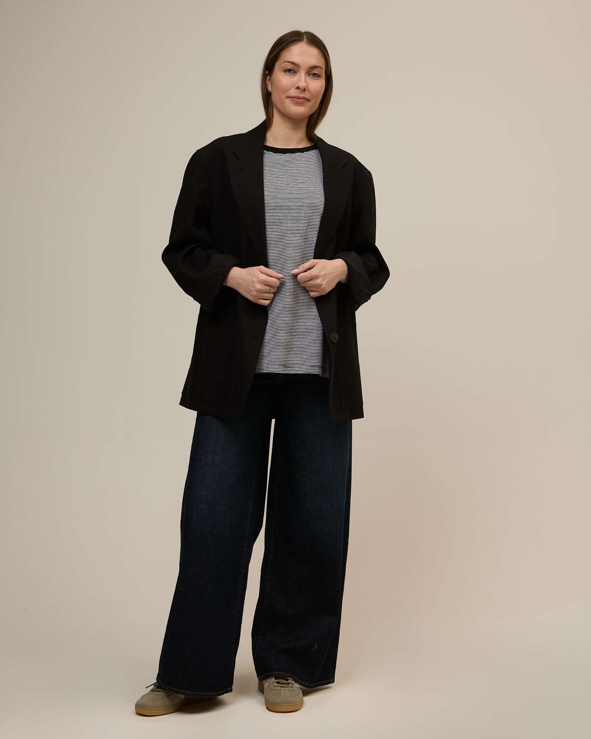 Oversized_black_stripe_organic_cotton_t-shirt_