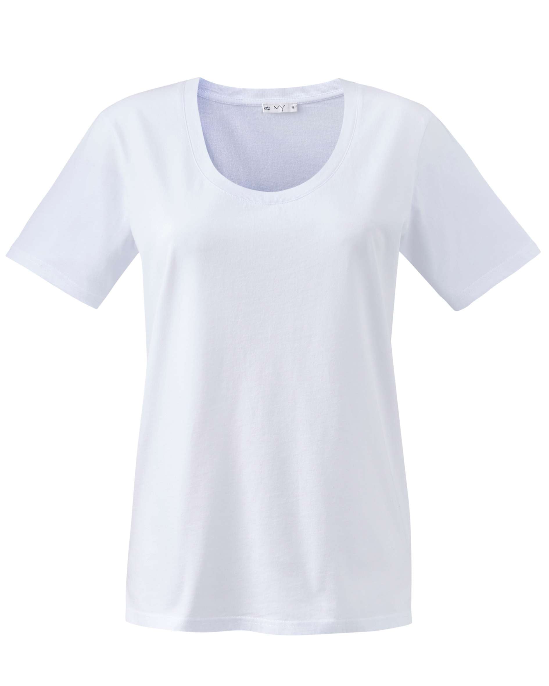 flattering scoop neck t shirt in white