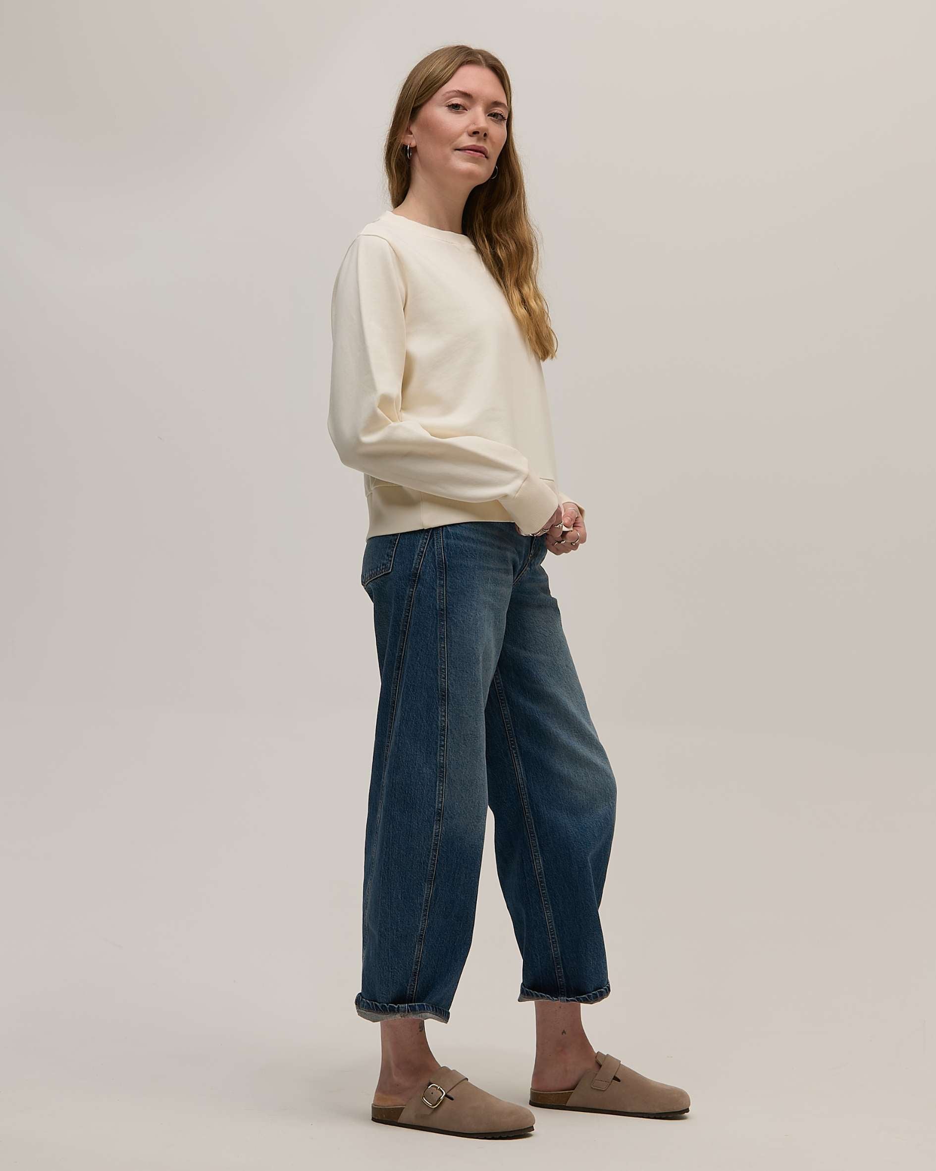 womens_brand_comfortable_sweatshirt