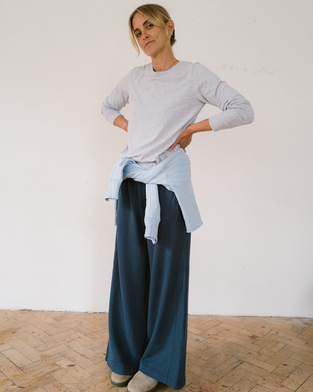 womens_organic_cotton_grey_crew_neck_tshirt