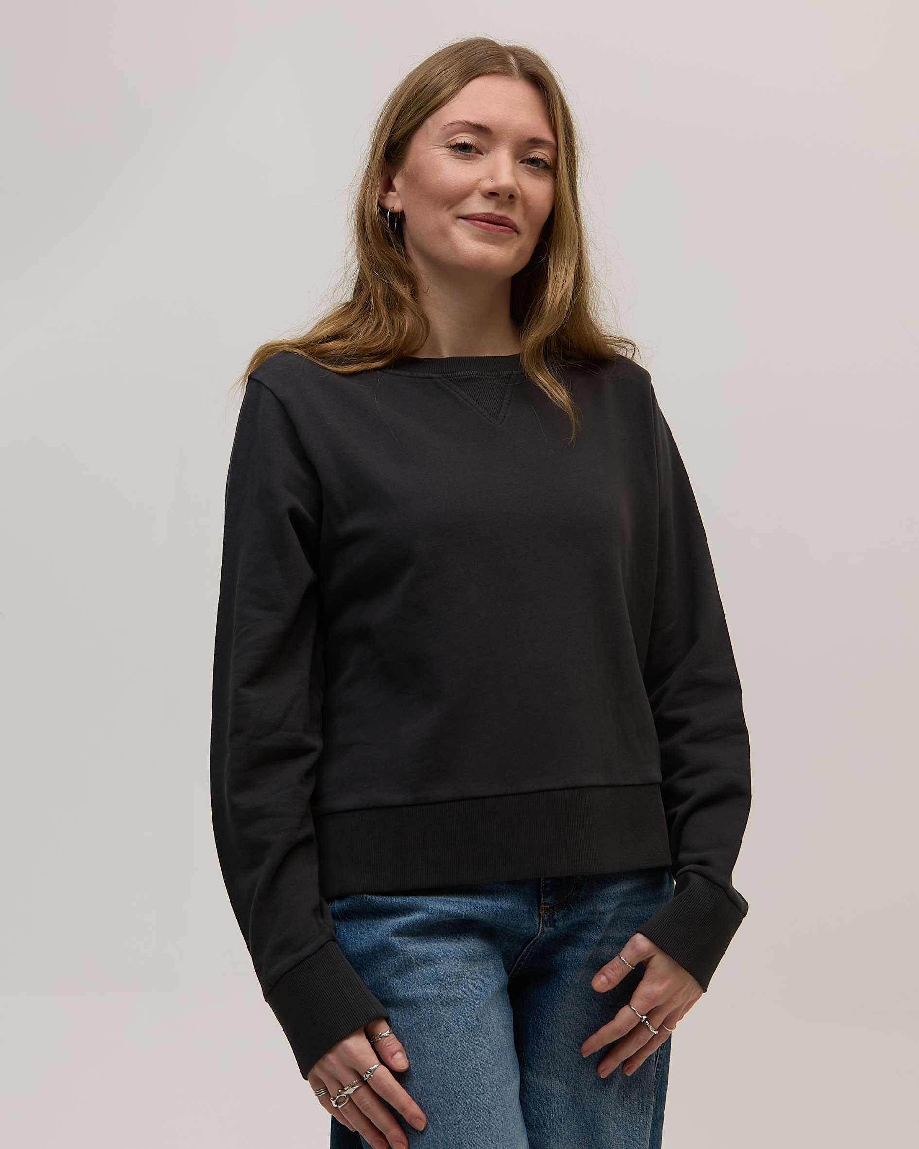 womens organic cotton sweatshirt in slate