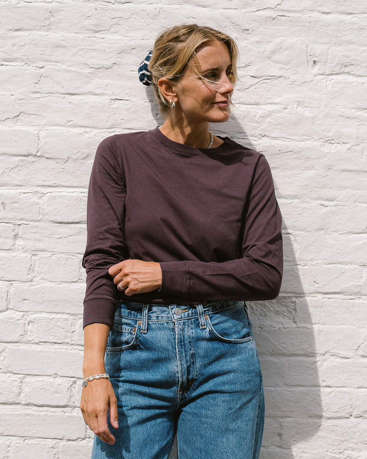 womens_t-shirt_in_plum_with_crew_neck